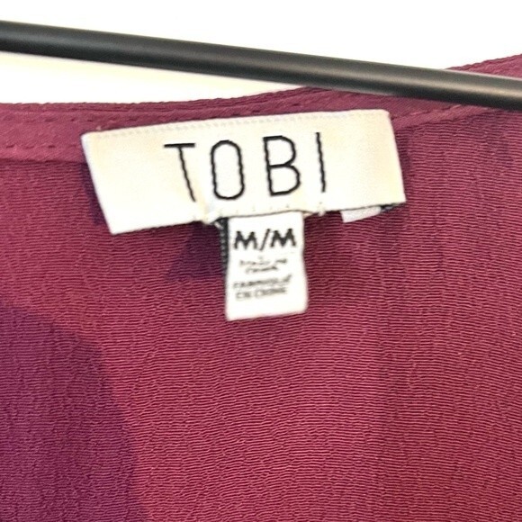 Tobi Remember My Name Surplice Flowy Crochet Romper - Picture 8 of 11